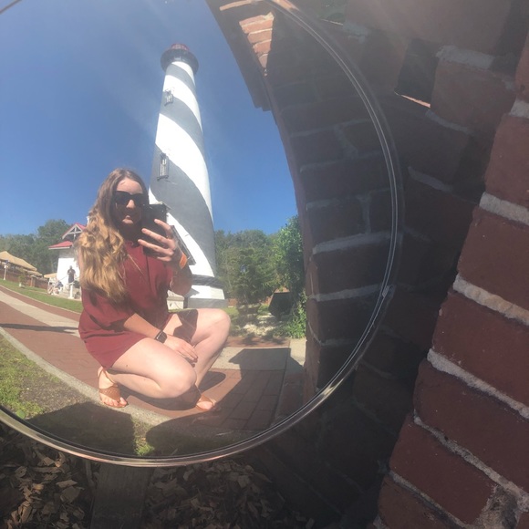 Meet your Posher, Marissa - Picture 1 of 1